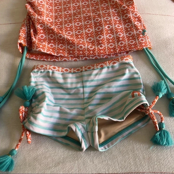 NWOT CABANA LIFE Turks and Caicos Rashguard and Shorts 2 Piece Set - Picture 3 of 8